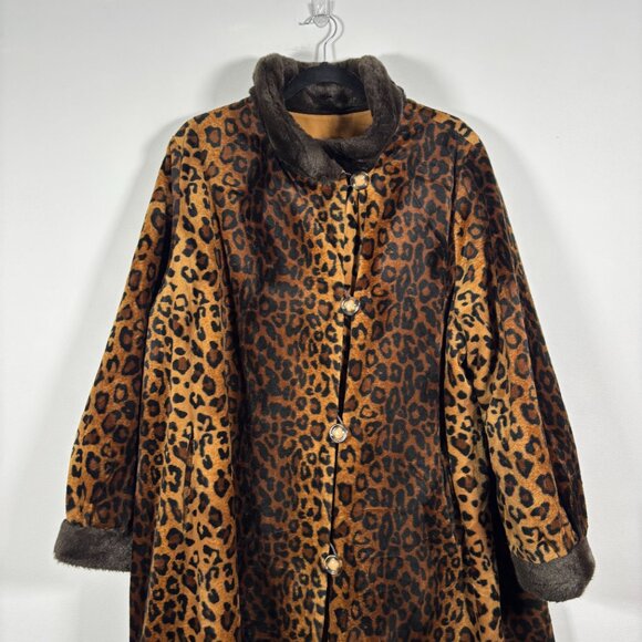 Vintage Leopard Faux Fur Jacket Winter Coat Whimsigoth Old Money Size Medium - Picture 4 of 11